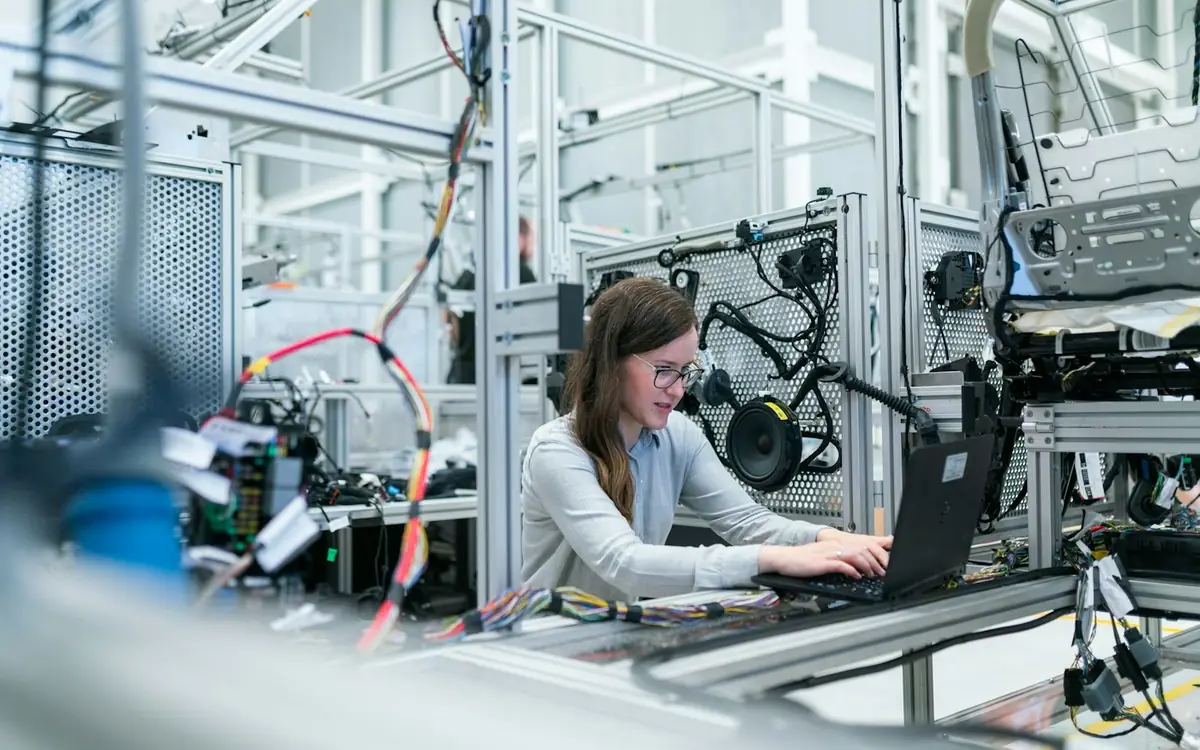 Industrie : sous-traitance